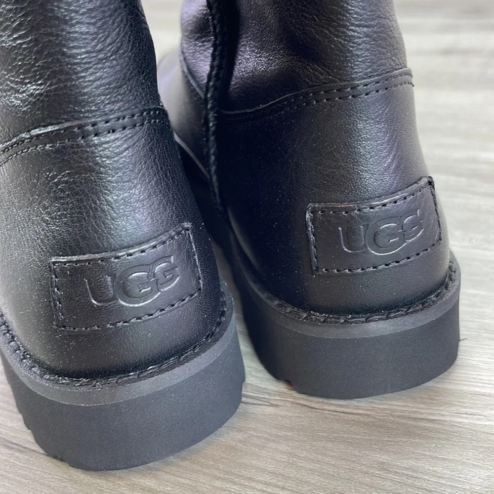 🌿UGG🌿 W DECONSTRUCTED MINI ZIP BLACK BOOTS - Picture 12 of 15